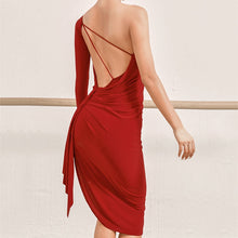 Load image into Gallery viewer, red dress